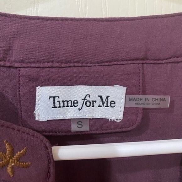 Time for Me Embroidered Tunic Size Small - Picture 3 of 6